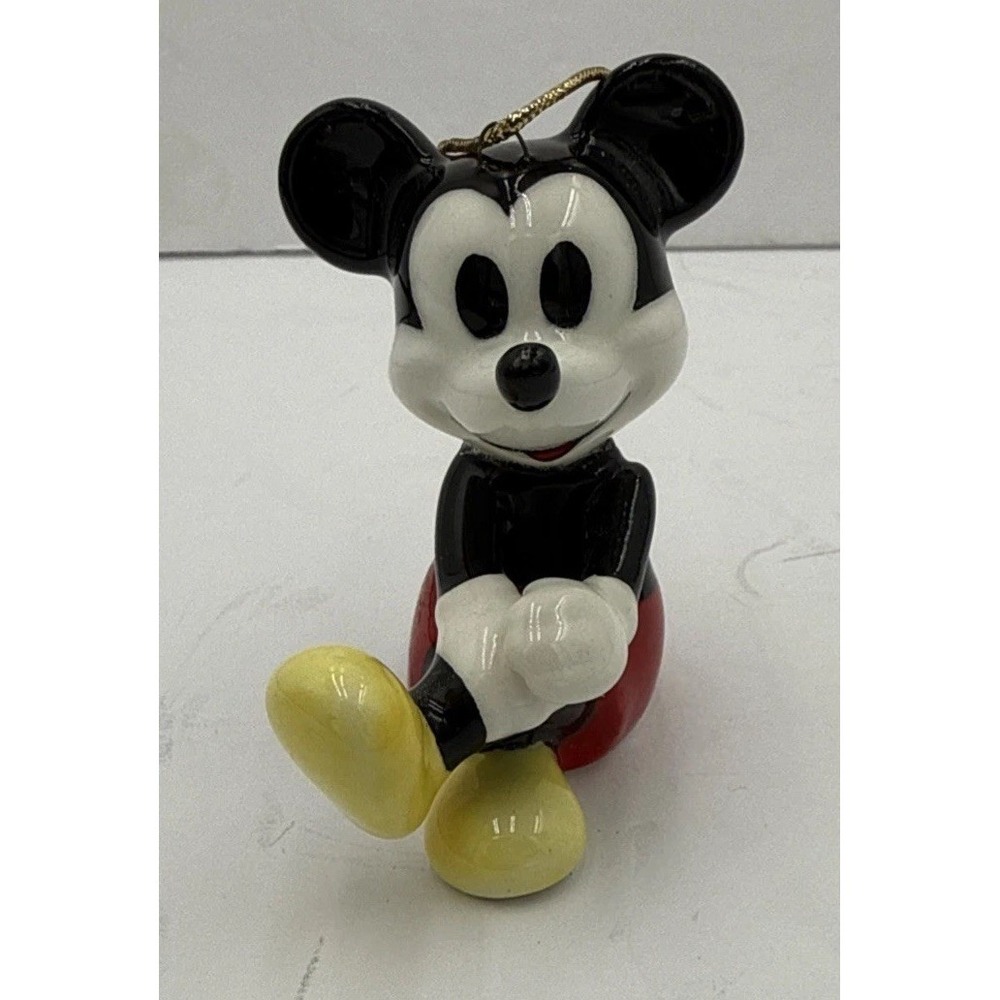 Vintage Walt‎ Disney Taiwan Mickey Mouse Porcelain/ Ceramic Figurine Schmid